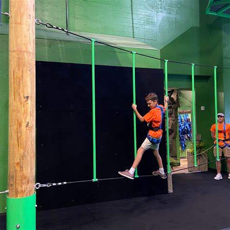 JUNGLETREK ROCKWALL .